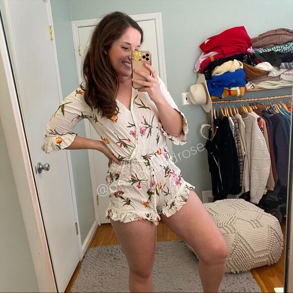 Piyama White Floral Sexy Wrap Front Tie Waist Romper Summer Vacation Small S - Picture 5 of 12